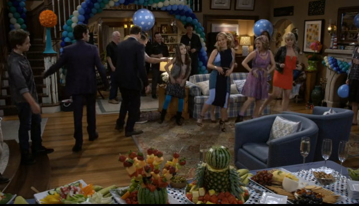 fuller-house-living-room1