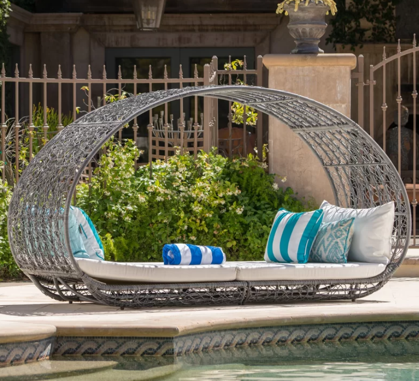 mistana-lavina-outdoor-wicker-daybed
