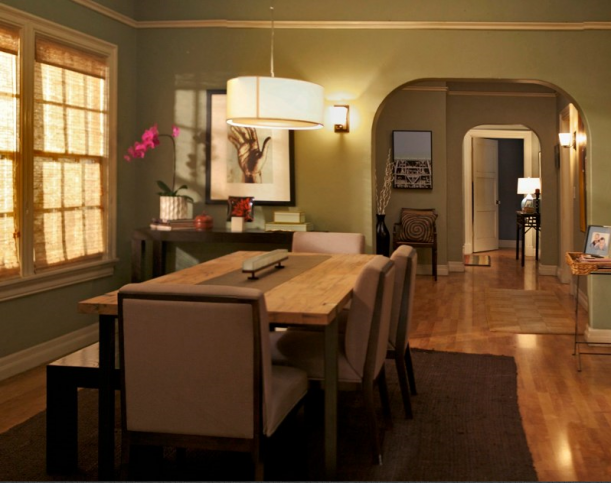 mitchell-and-cams-dining-room-modern-family