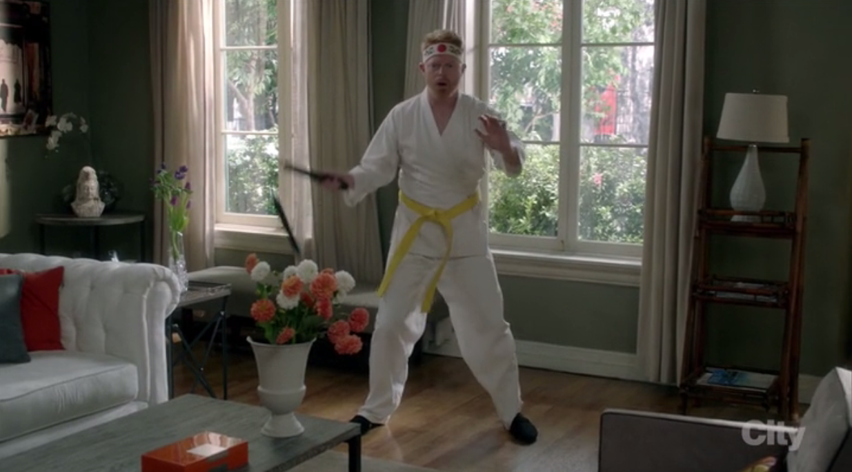 modern-family-mitchell-living-room