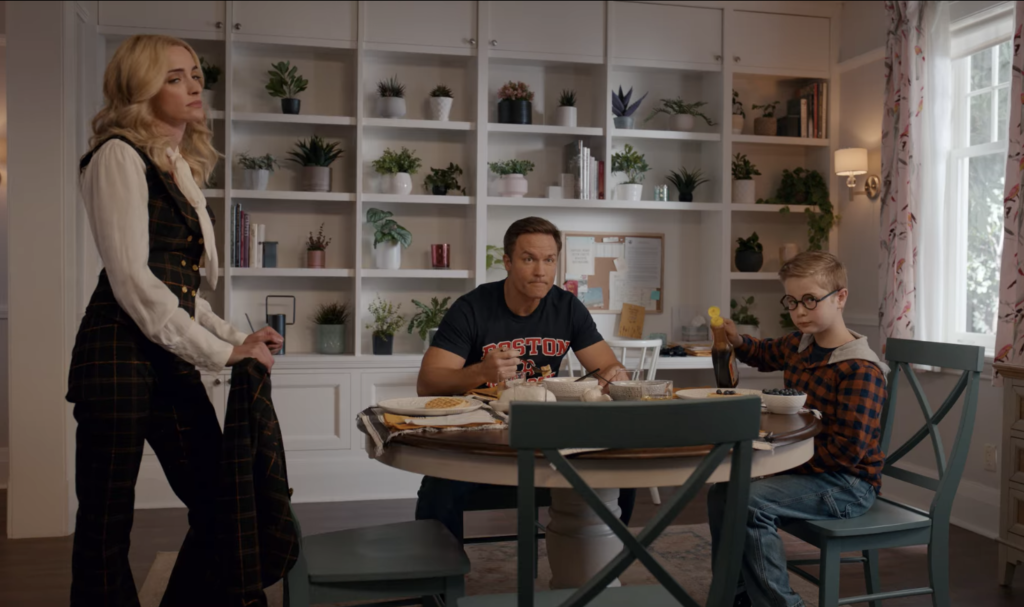 Georgia, mayor Randolph and Austing eating breakfast.