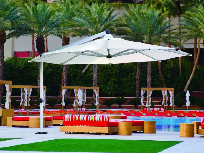 shademaker-galaxy-164_-octagonal-cantilever-umbrela